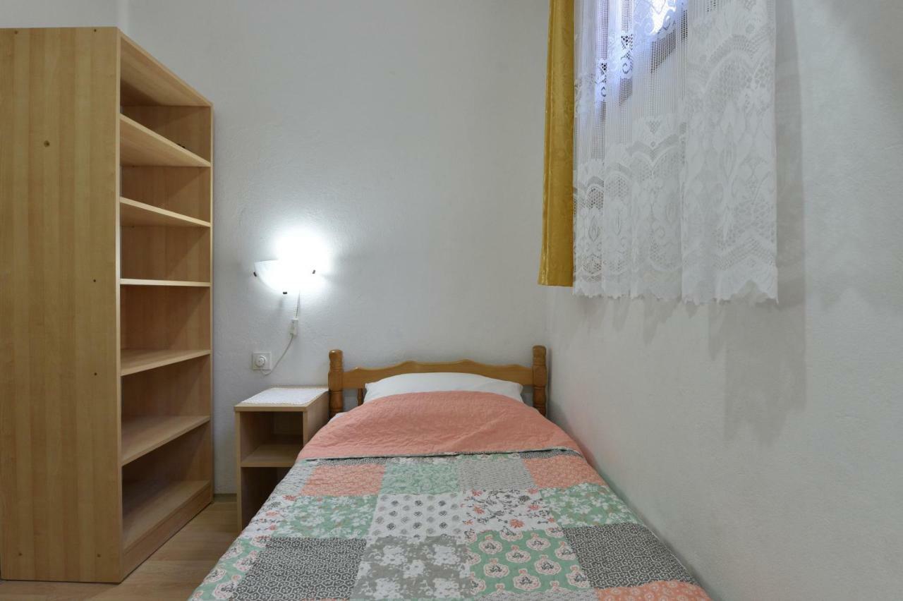 Apartmani Marko Gdinj 外观 照片