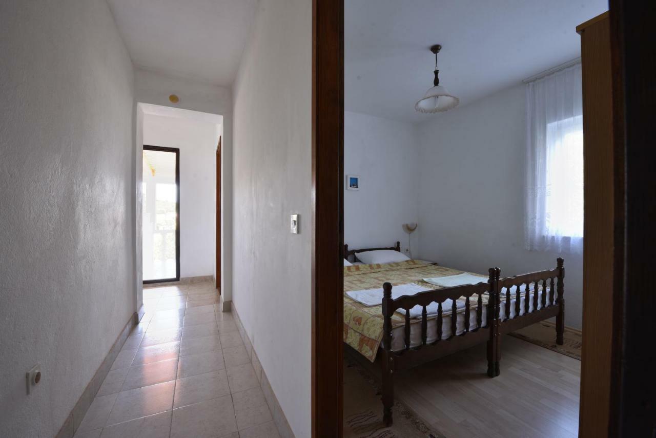 Apartmani Marko Gdinj 外观 照片